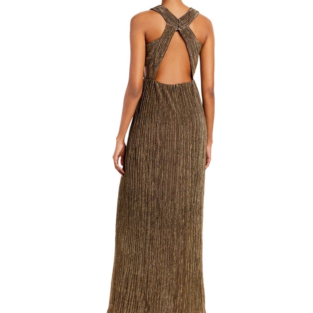 BCBG PLEATED METALLIC EVENING GOWN SIZE XS - Picture 3 of 8